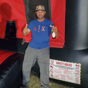 Meet your Posher, Luis